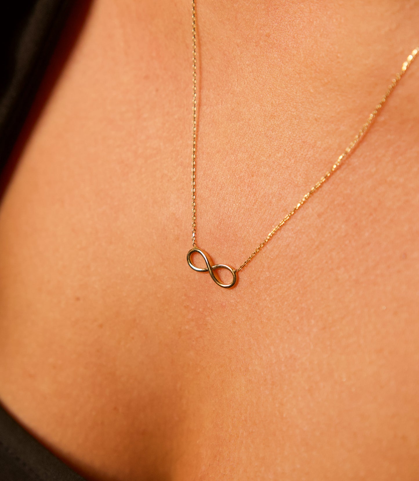 Unendlichkeitszeichen dezent -Kette 585er Gold - Elina Gold