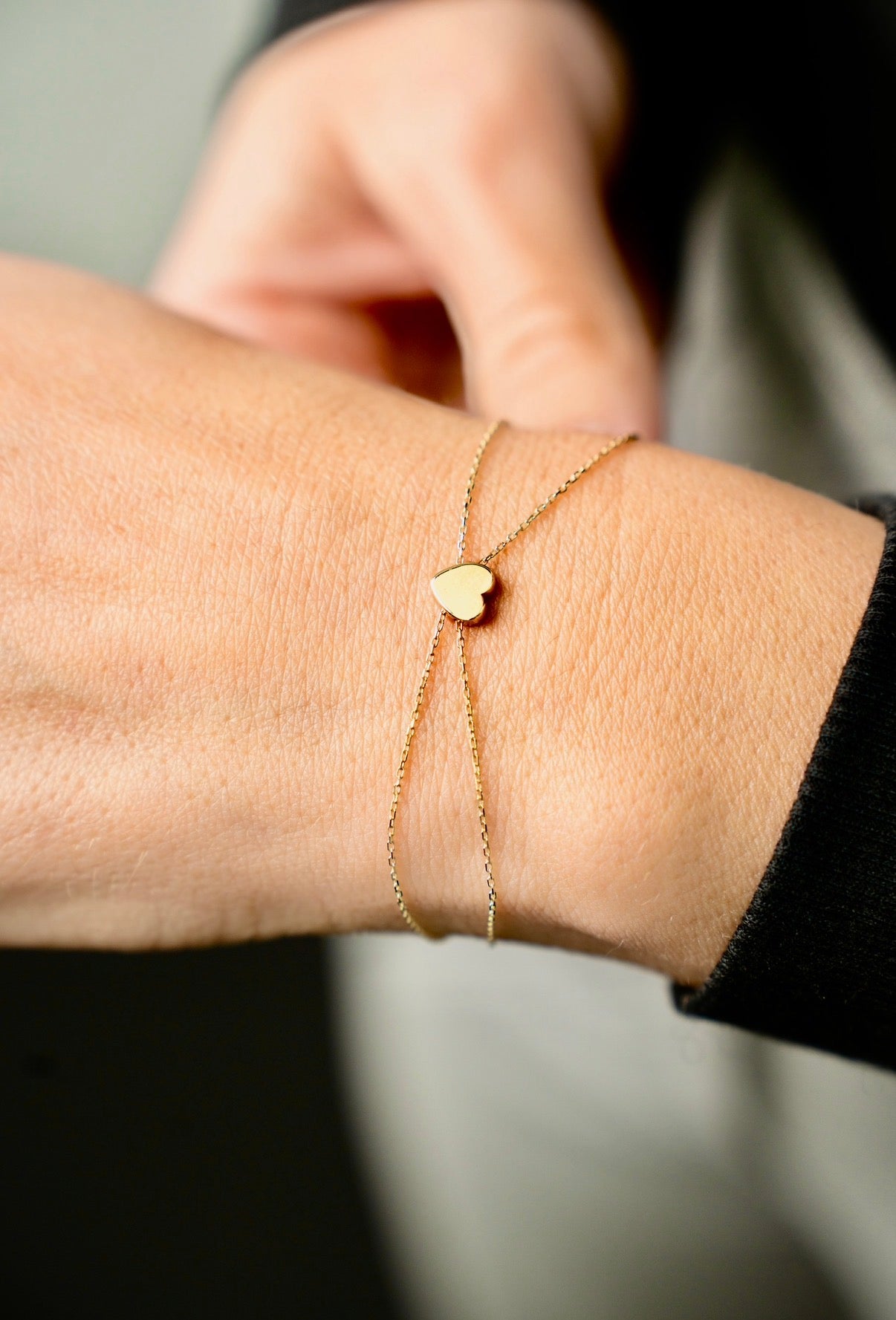 Elina Herz – Zartes Echtgold-Armband mit Herzanhänger - Elinagold