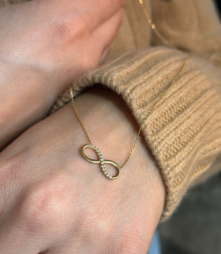 Infinity Shine Kette – 585er Gold