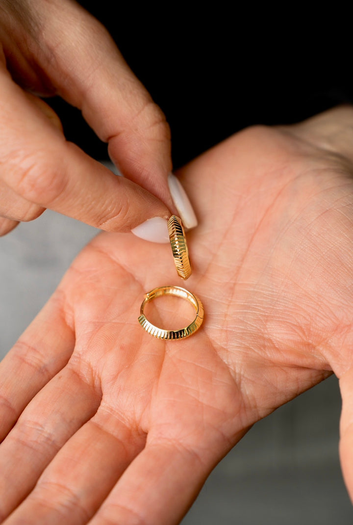 Elina Soléa – Strahlende Echtgold-Creolen - Elinagold