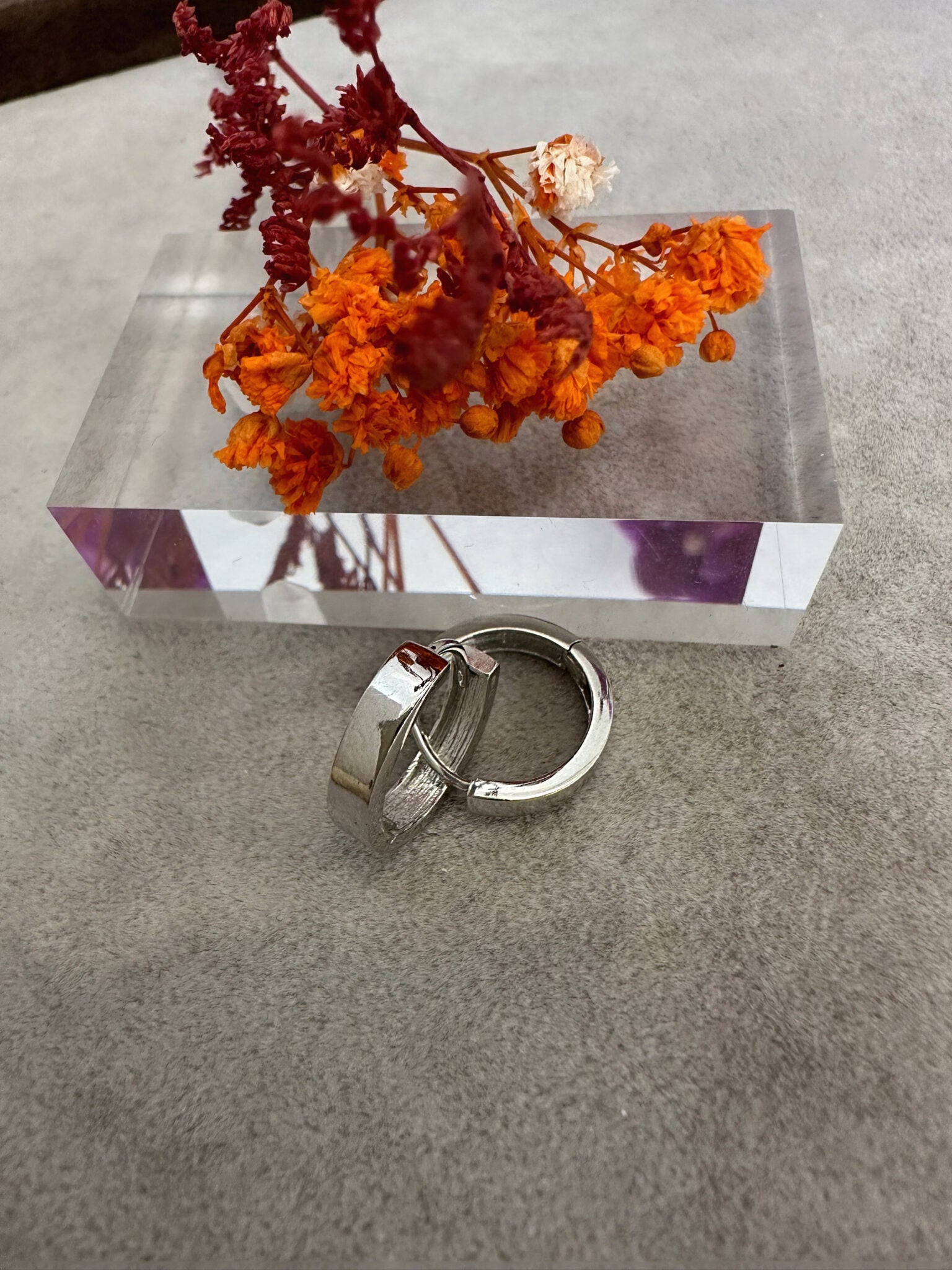 White Shiny Ohrringe