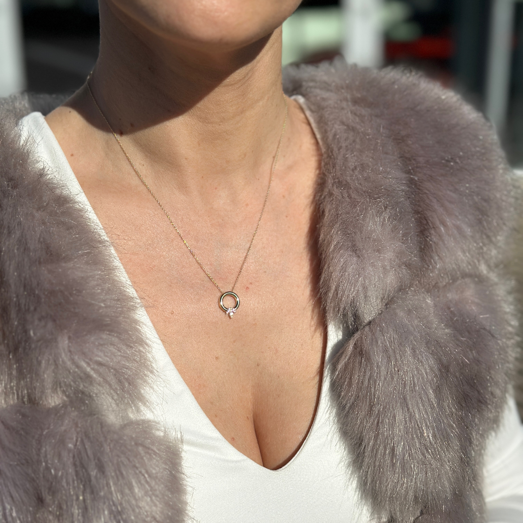 Halo Anhänger Halskette