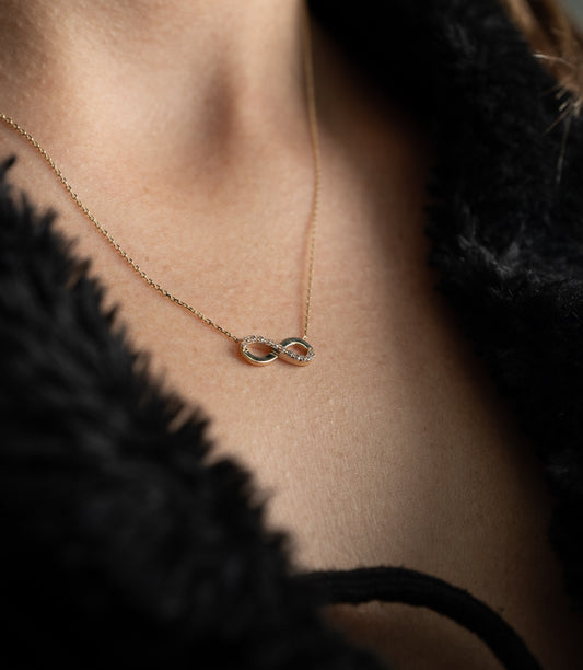 Unendlichkeitszeichen Small - Kette - 585 Gold - Elina Gold