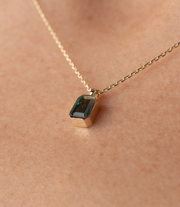 Baguette Grün Kette – 585er Gold