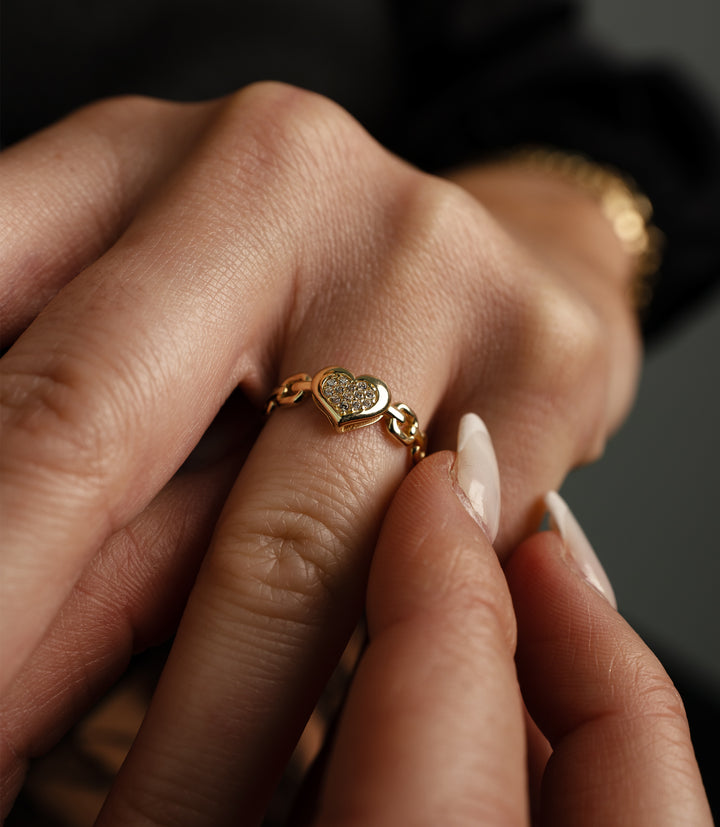 Gefesselte Liebe Ring – 585er Gold