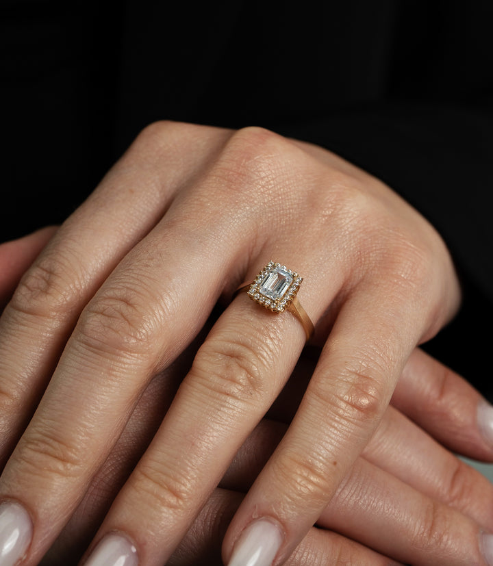 Baguette Strass Ring – 585er Gold