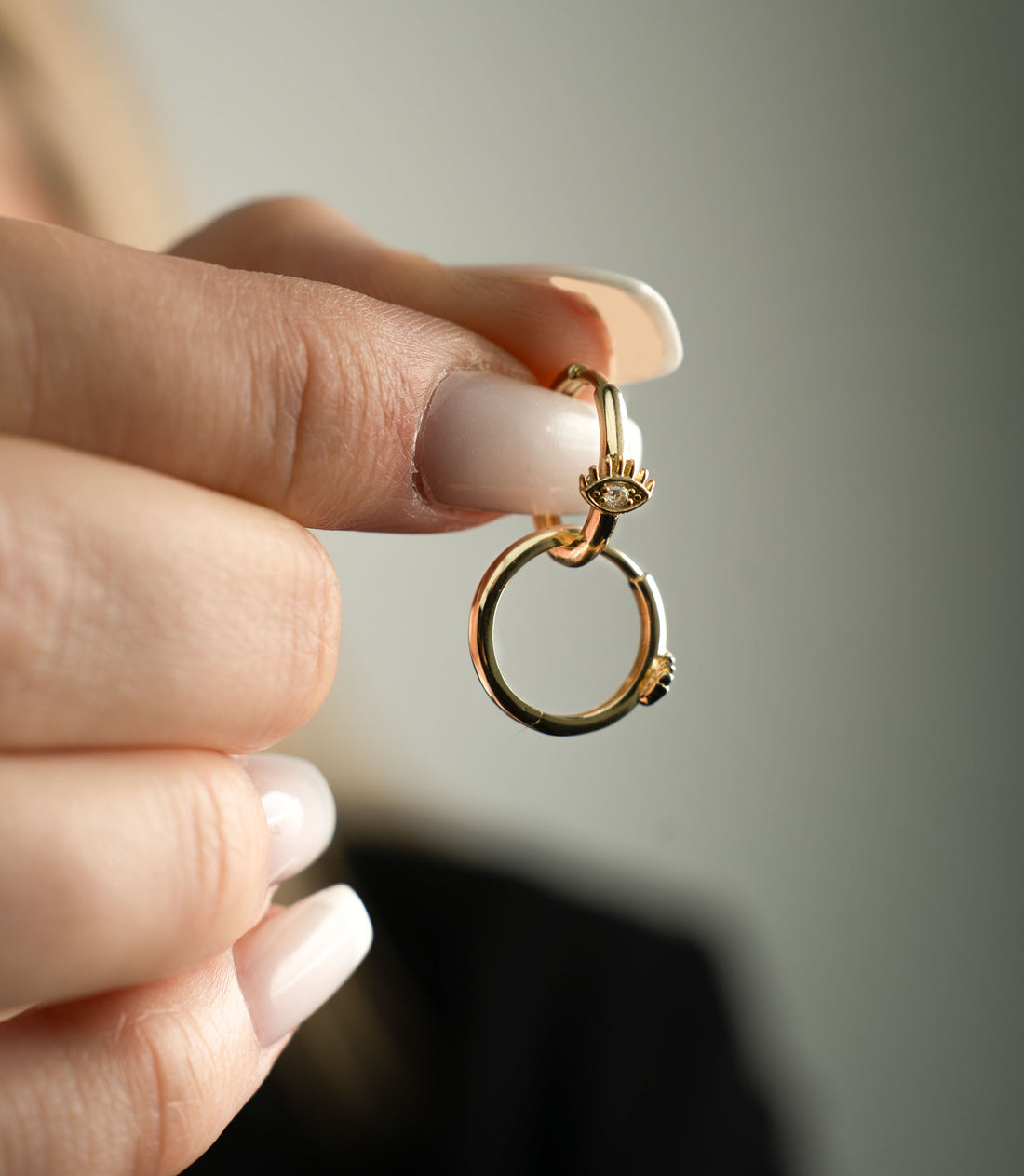 Nazar Auge Weiß Creolen – 585er Gold – Elina Gold