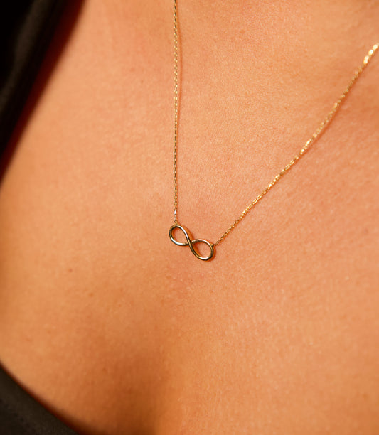 Unendlichkeitszeichen dezent -Kette 585er Gold - Elina Gold