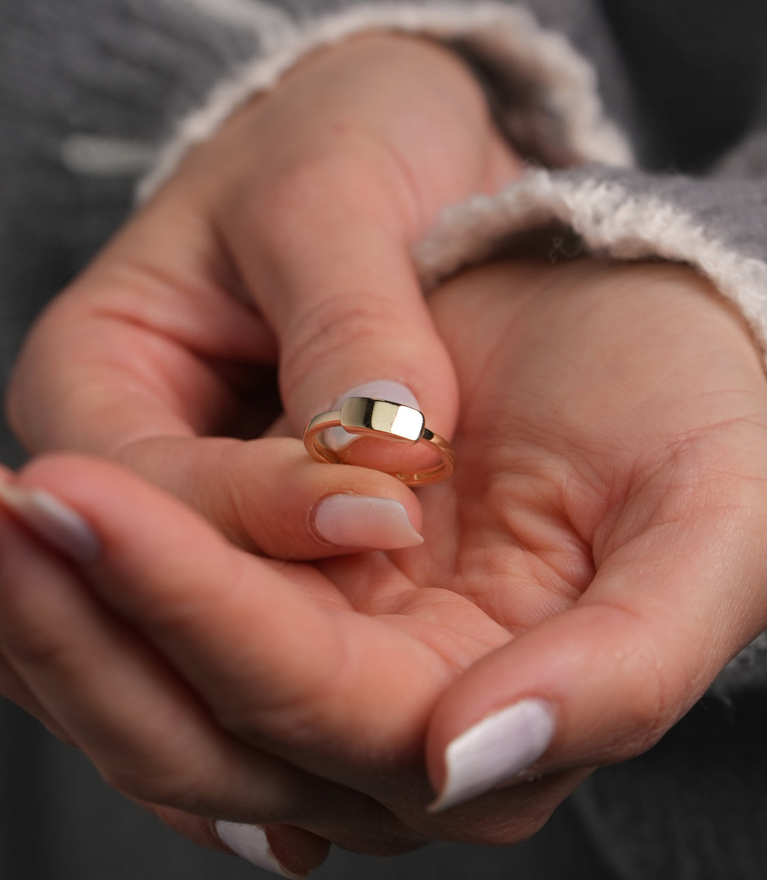 Golden Statement Ring – 585er Gold