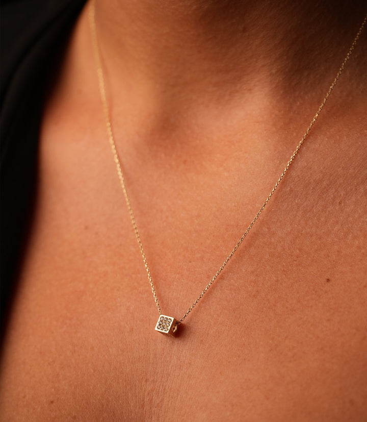 Würfel Anhänger Kette – 585er Gold