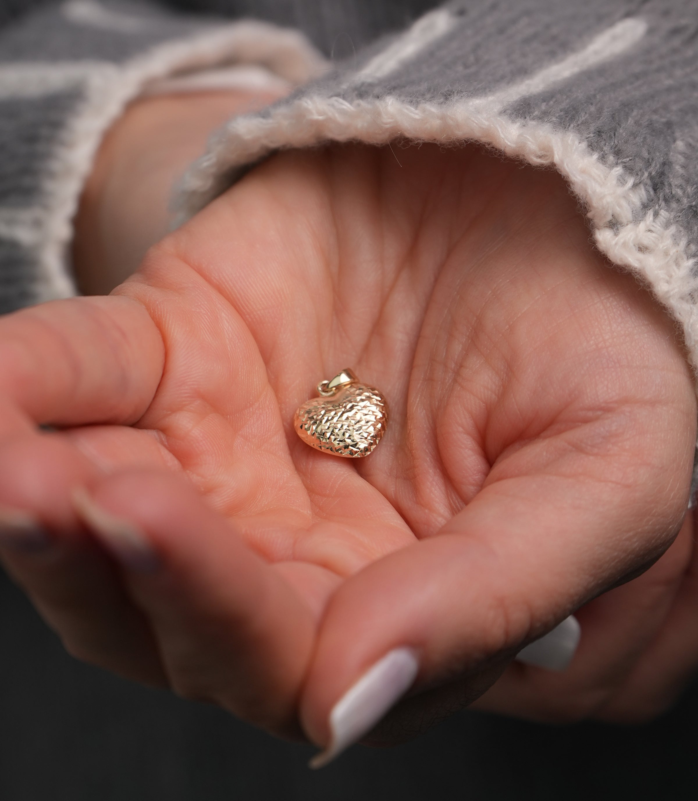 Halbdorika Herz Medium Anhänger