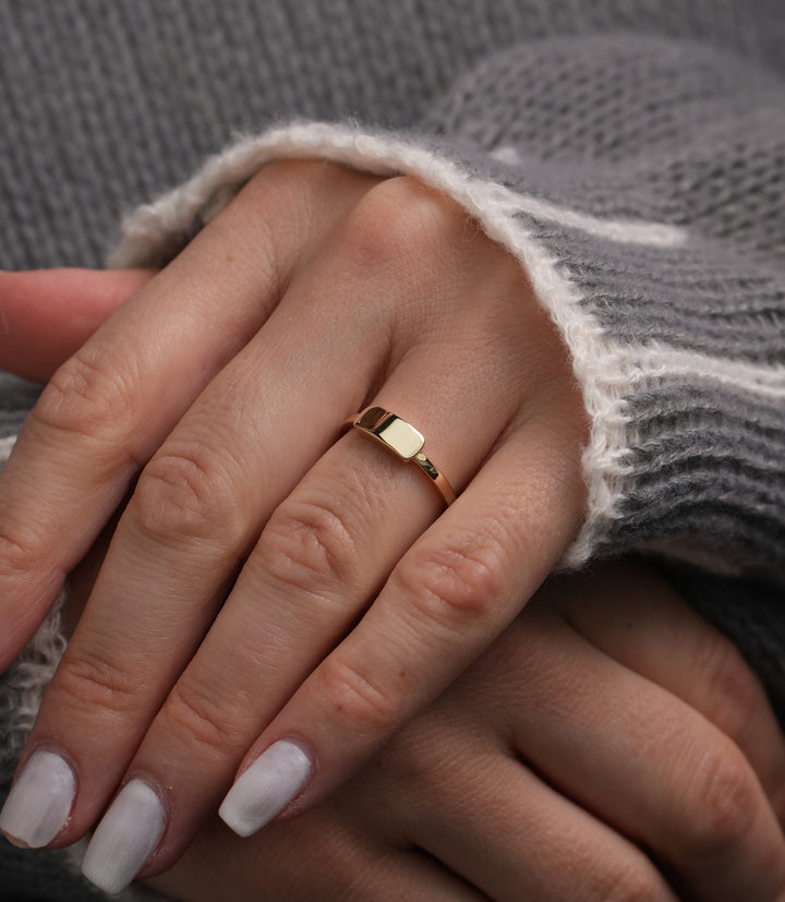 Golden Statement Ring – 585er Gold