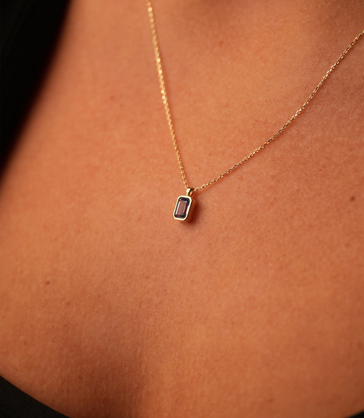 Baguette Hellblau Kette – 585er Gold