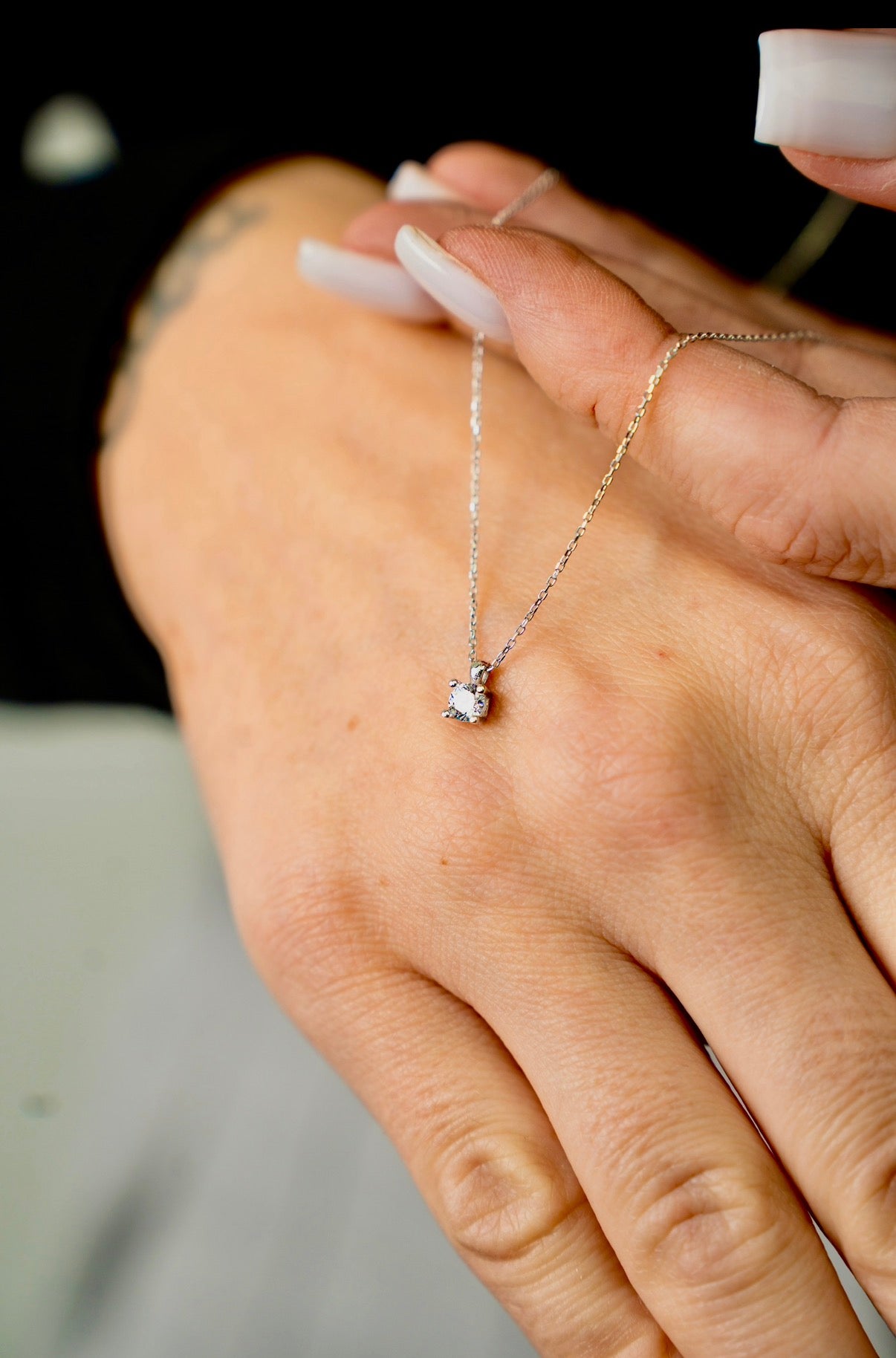 Elina Spark – Echtgold-Halskette mit Zirkonia-Solitär - Elinagold