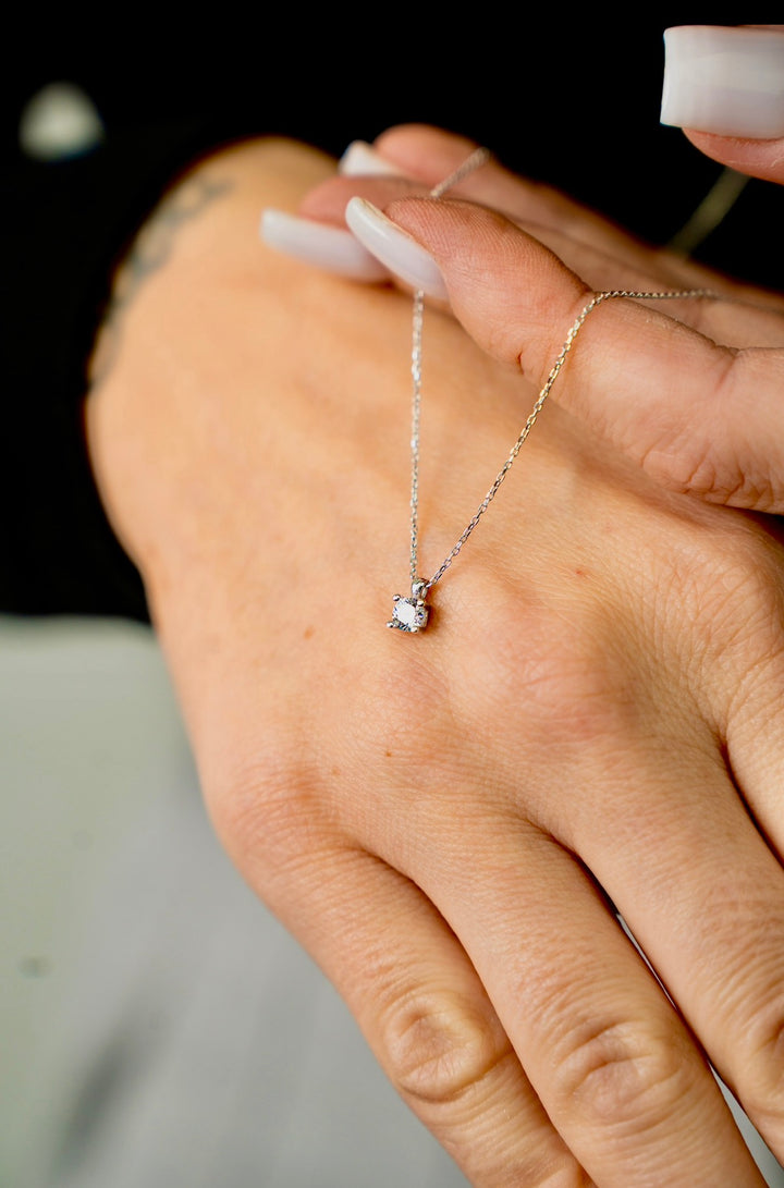 Elina Spark – Echtgold-Halskette mit Zirkonia-Solitär - Elinagold