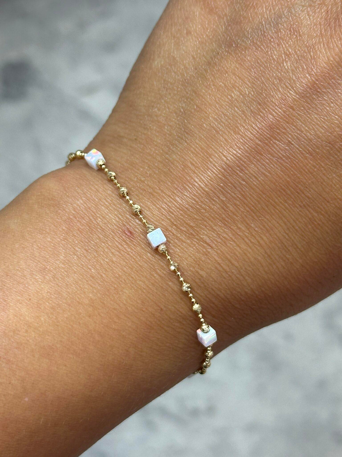Dorika Opalit Weiß Armband – 585er Gold